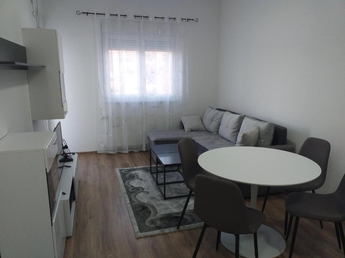 Renome Apartmani Banja Koviljača Exterior foto